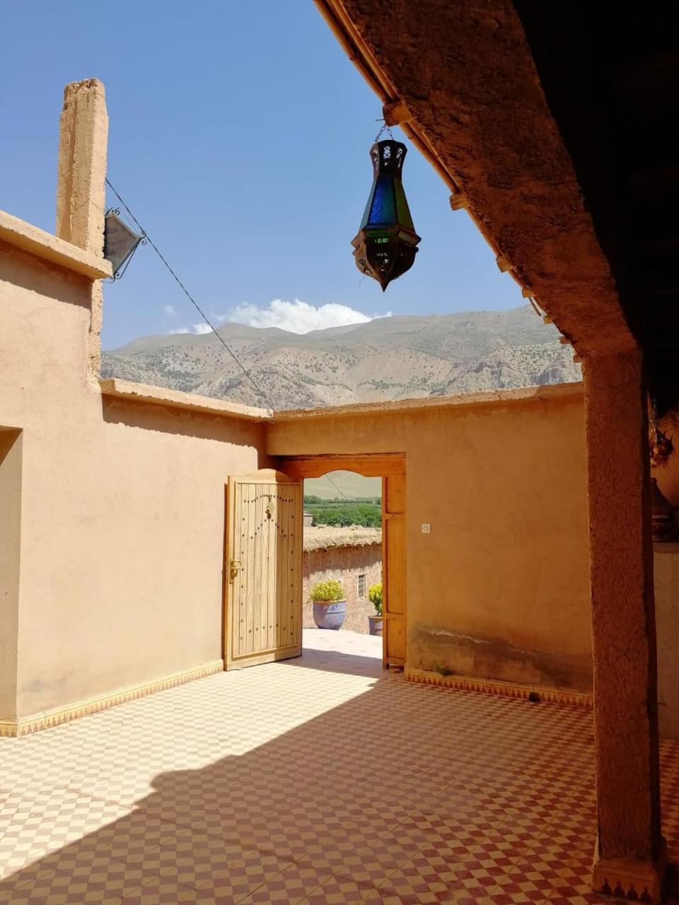 Готель Kasbah Ait Bouguemez Agouti Екстер'єр фото